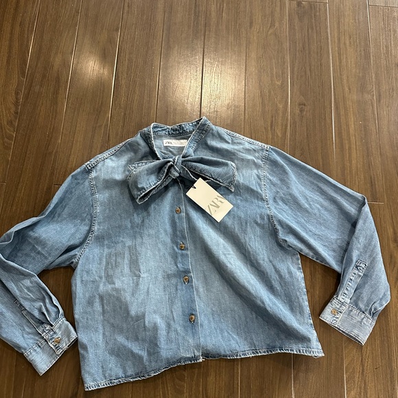 Zara oversized tied jeans shirt - Picture 2 of 4